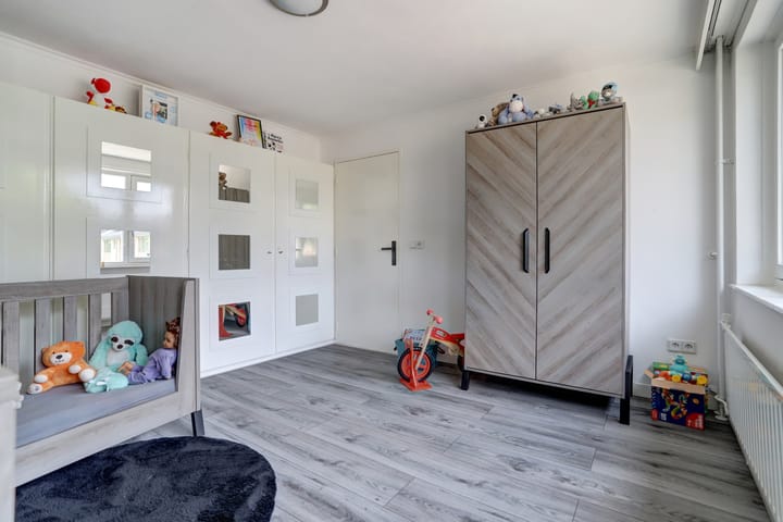 Foto 17 van Hugo van der Goesstraat 16