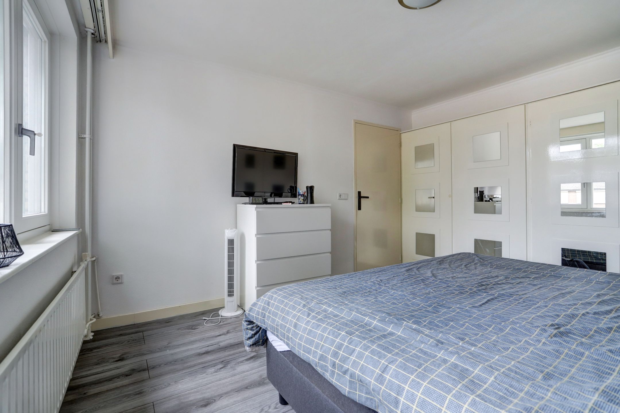 Photo 18 of Hugo van der Goesstraat 16