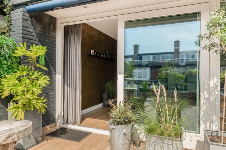 Foto 42 van Deutzstraat 10-A