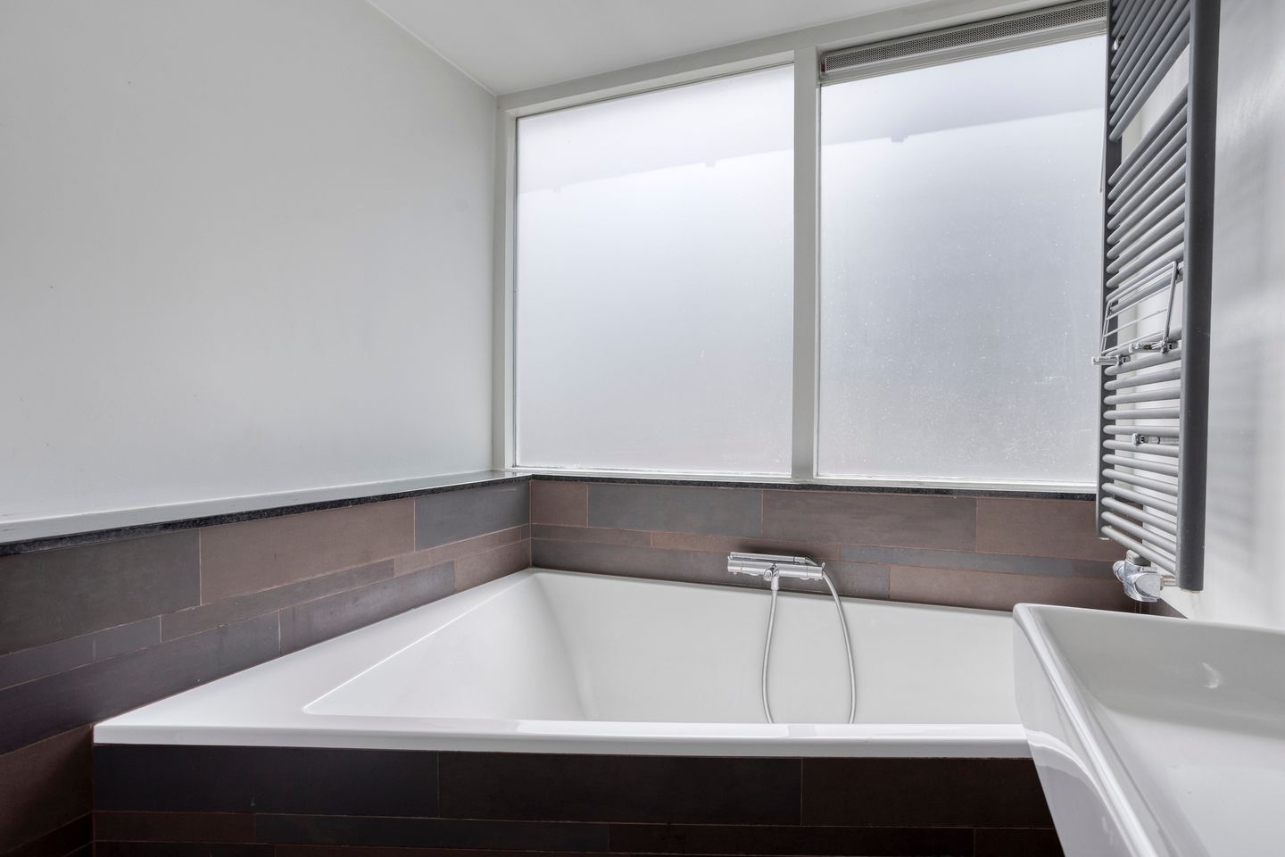 Photo 20 of Joos Banckertstraat 14