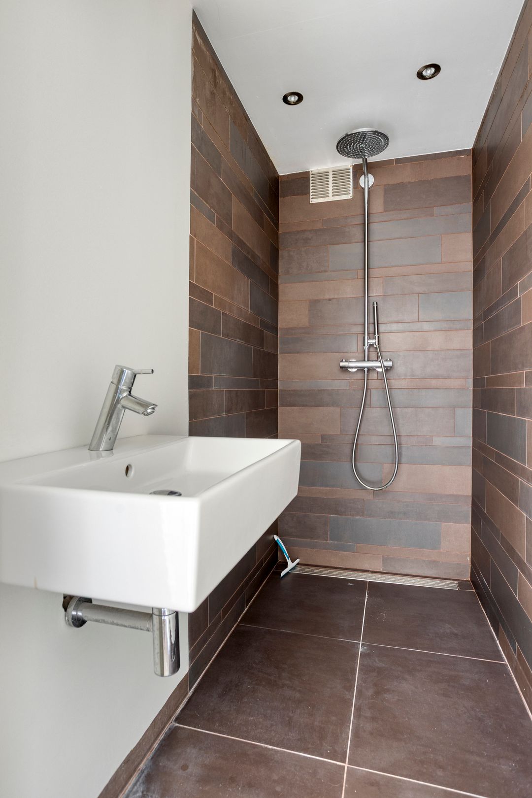 Photo 22 of Joos Banckertstraat 14