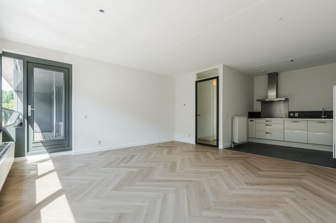 Photo 1 of Derkinderenstraat 126