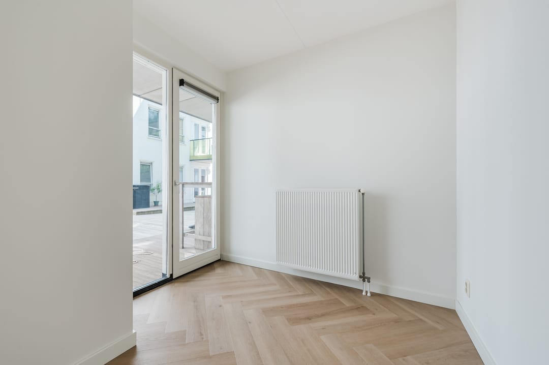 Photo 7 of Derkinderenstraat 126