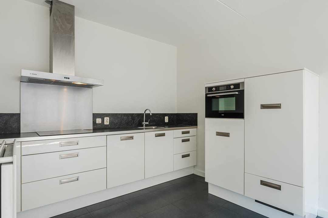 Photo 13 of Derkinderenstraat 126