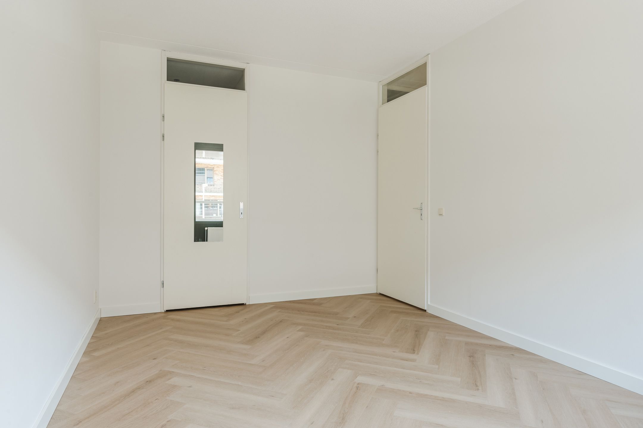 Photo 18 of Derkinderenstraat 126