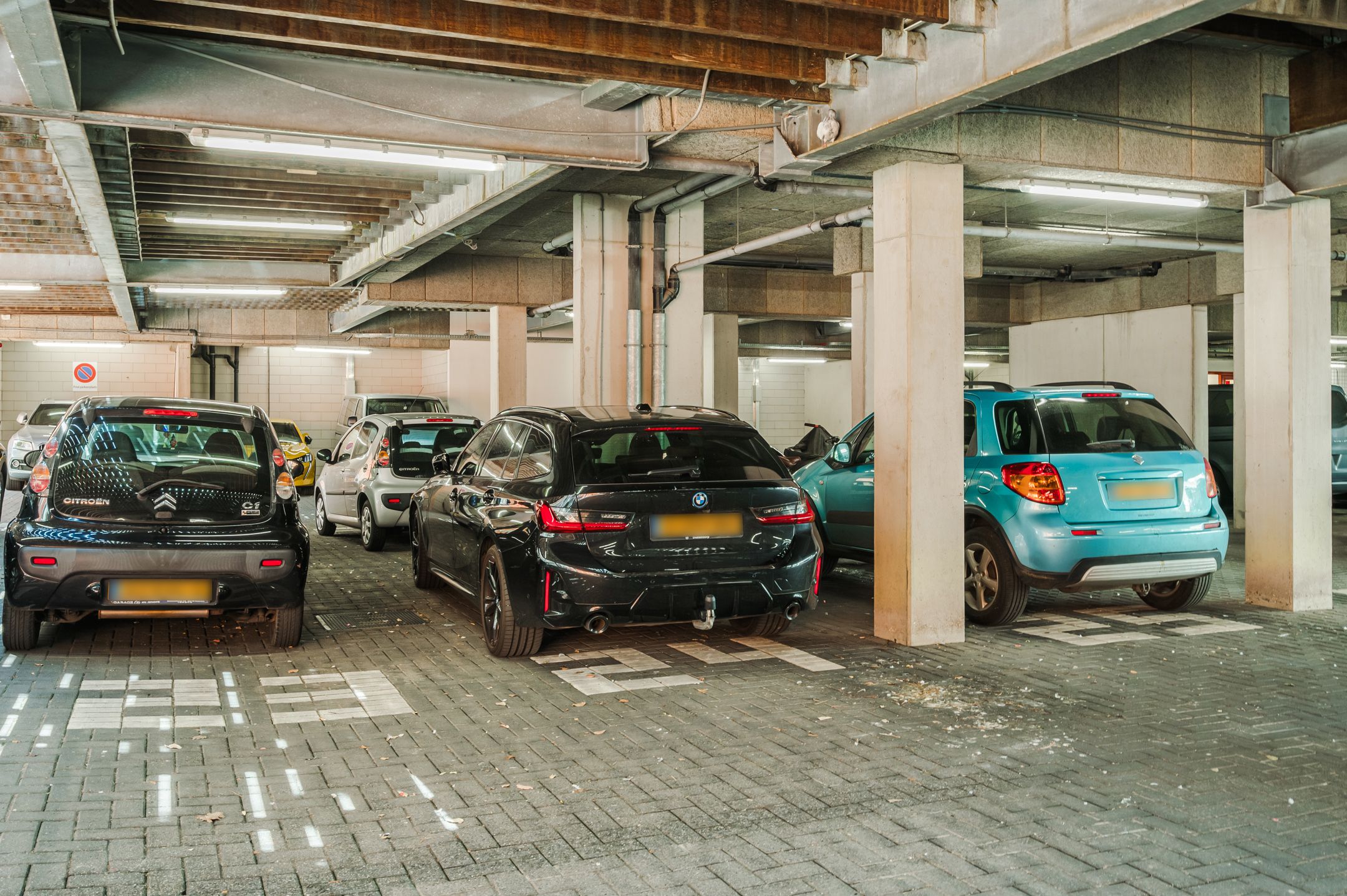 Photo 30 of Derkinderenstraat 126