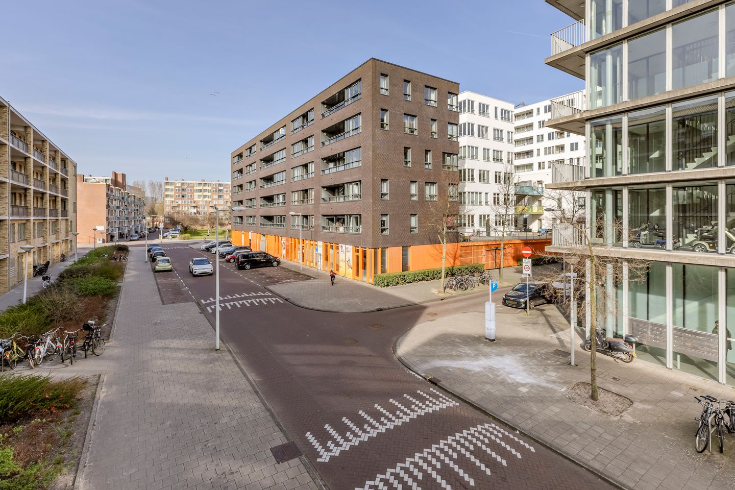 Photo 34 of Derkinderenstraat 126