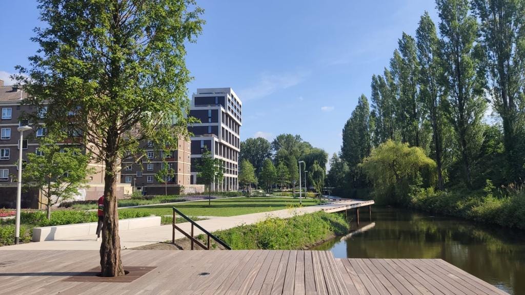 Photo 37 of Derkinderenstraat 126