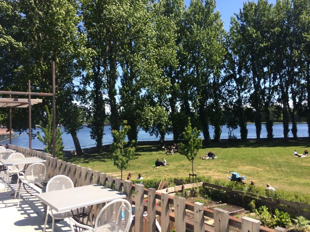 Photo 39 of Derkinderenstraat 126