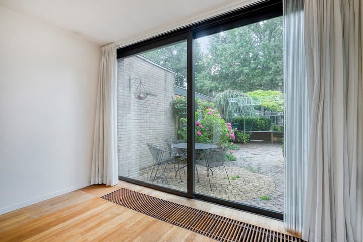 Foto 6 van Thomas à Kempislaan 3