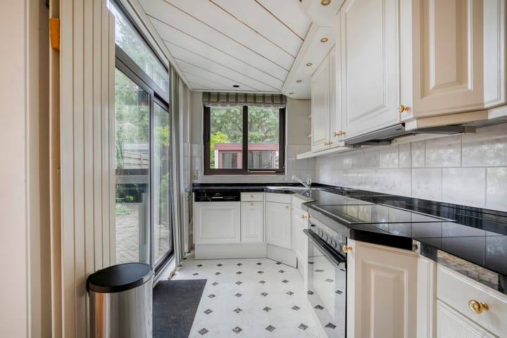 Foto 7 van Thomas à Kempislaan 3