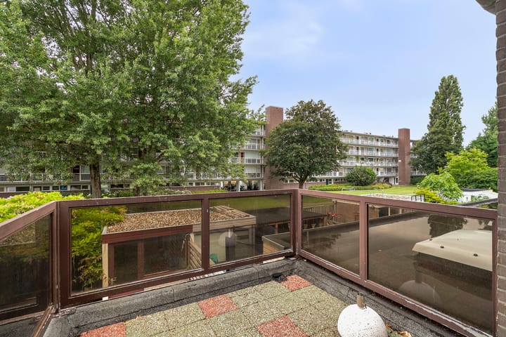 Foto 18 van Thomas à Kempislaan 3