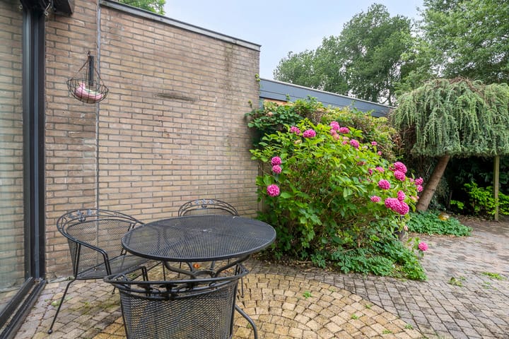 Foto 21 van Thomas à Kempislaan 3