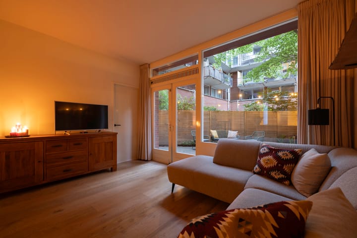 Foto 9 van Preangerstraat 1