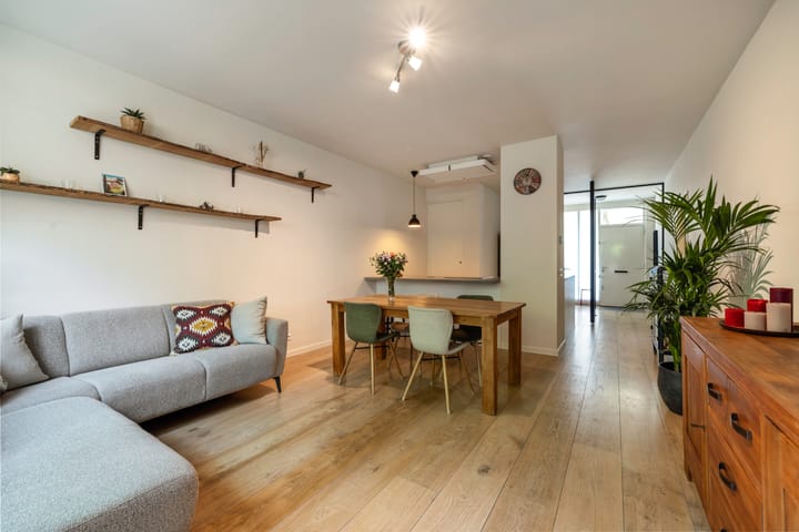 Foto 14 van Preangerstraat 1