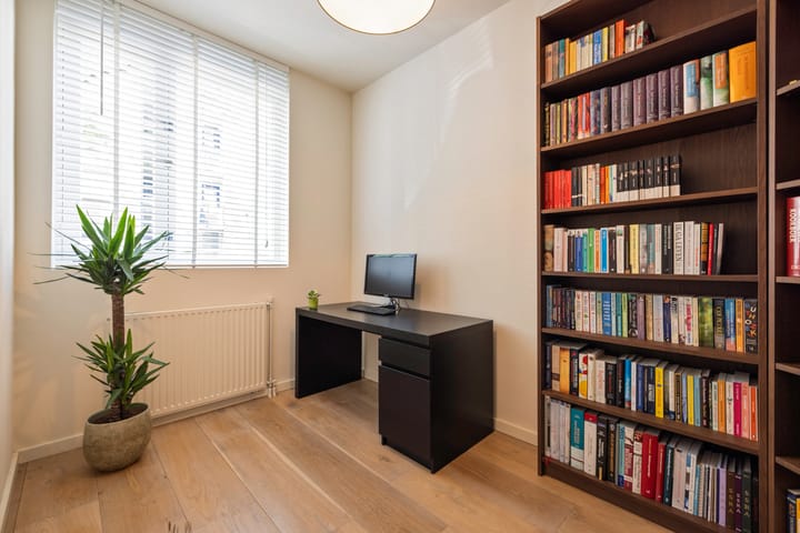 Foto 30 van Preangerstraat 1