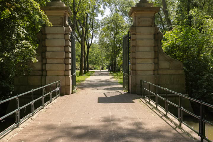 Foto 35 van Preangerstraat 1