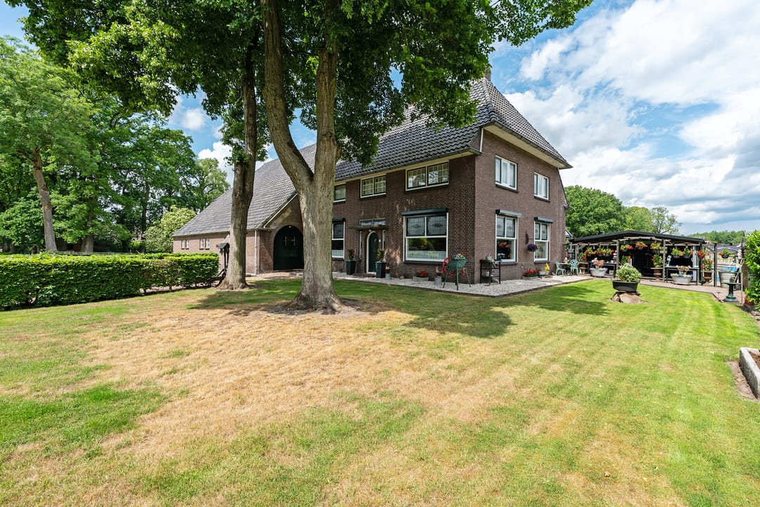 Photo 8 of Hoofdstraat 3