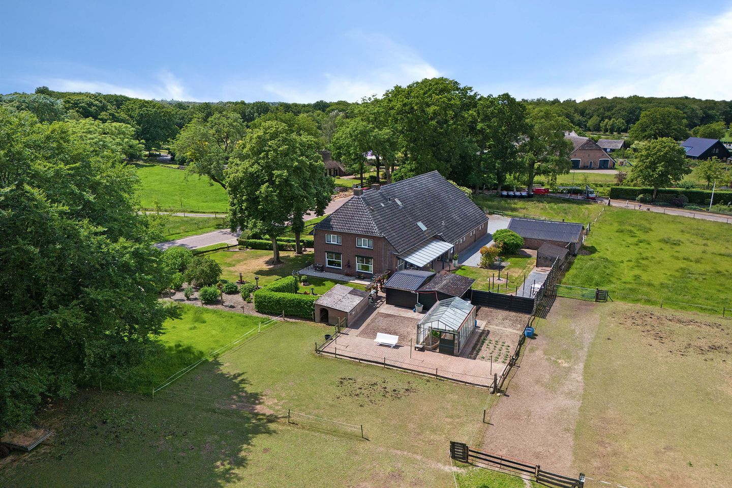 Photo 55 of Hoofdstraat 3