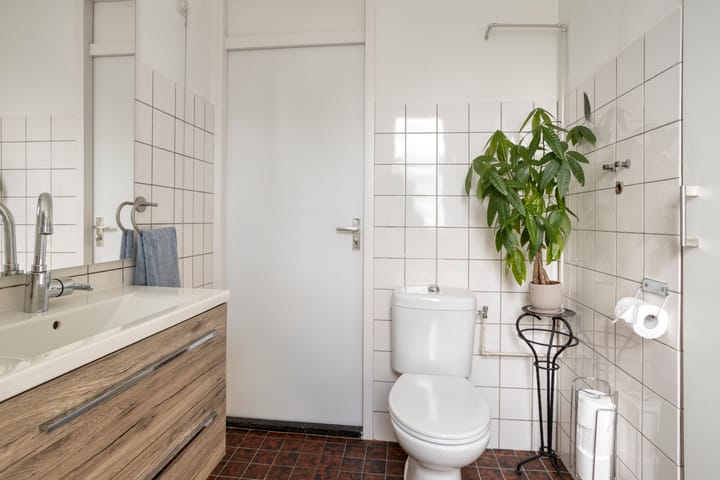 Foto 15 van Staringstraat 147