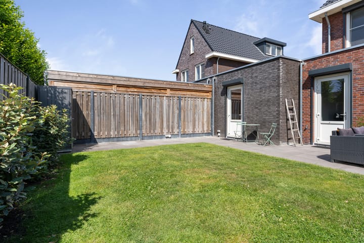 Foto 46 van Maximalaan 54