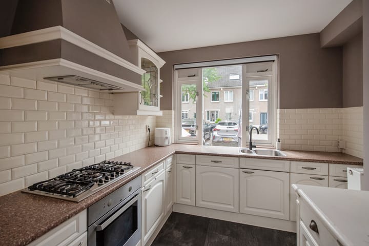 Foto 3 van Dr. L.J. Rogierstraat 17