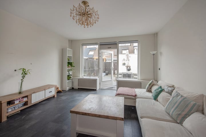 Foto 7 van Dr. L.J. Rogierstraat 17