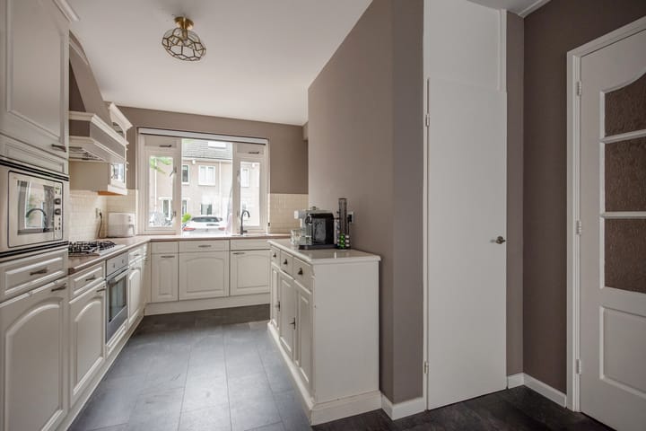 Foto 14 van Dr. L.J. Rogierstraat 17