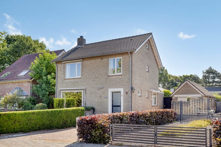 Foto 1 van Goudenregenstraat 5