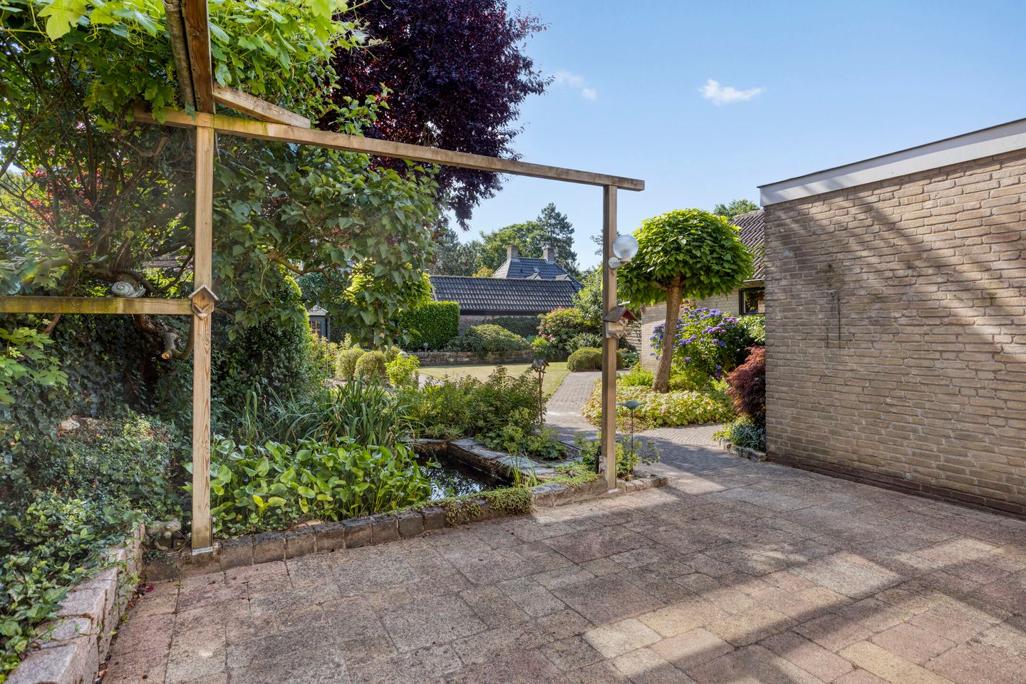 Photo 34 of Goudenregenstraat 5