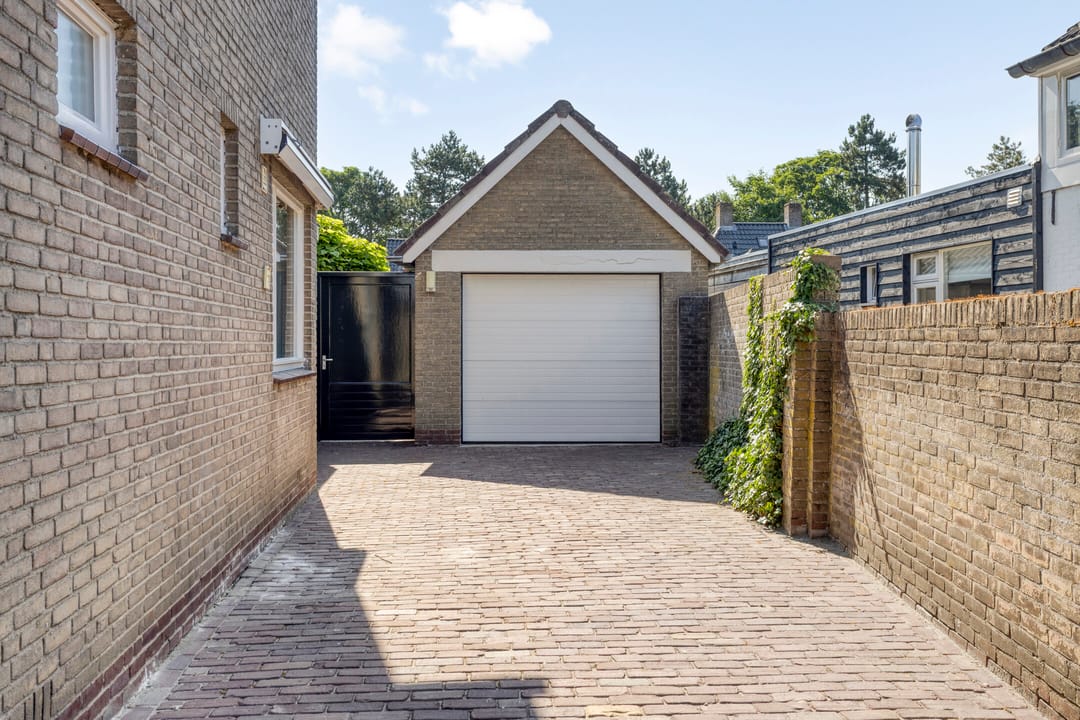 Photo 38 of Goudenregenstraat 5