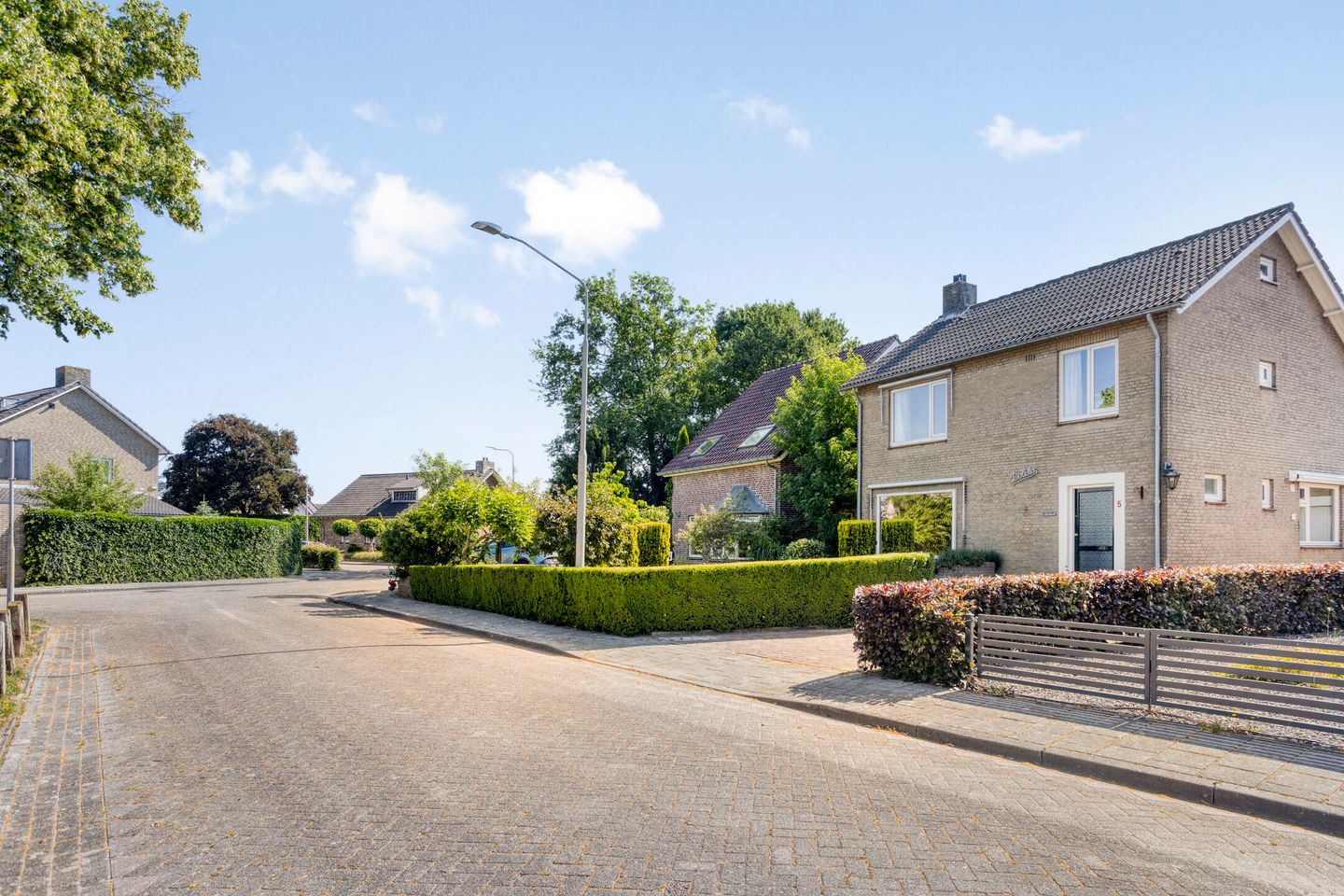 Photo 44 of Goudenregenstraat 5