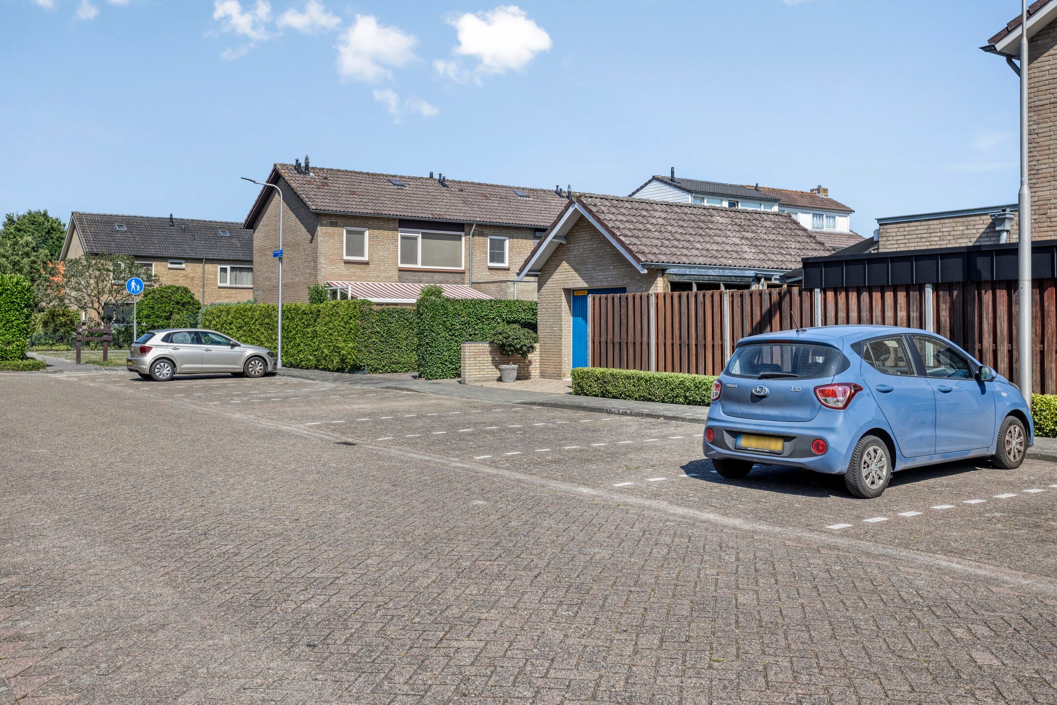 Photo 45 of Goudenregenstraat 5