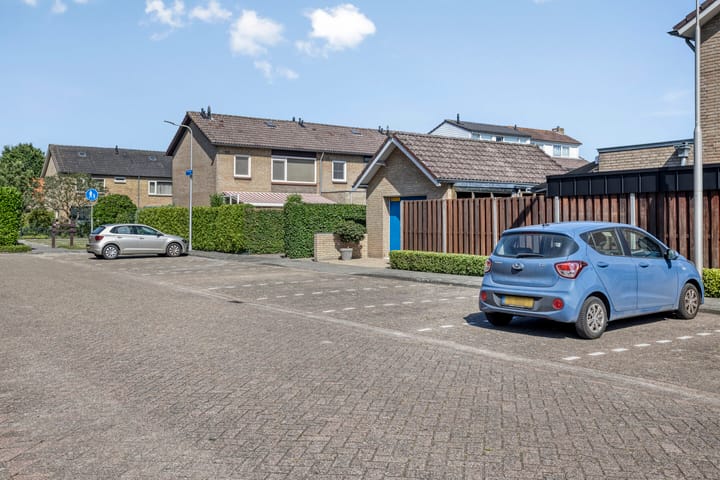 Foto 45 van Goudenregenstraat 5