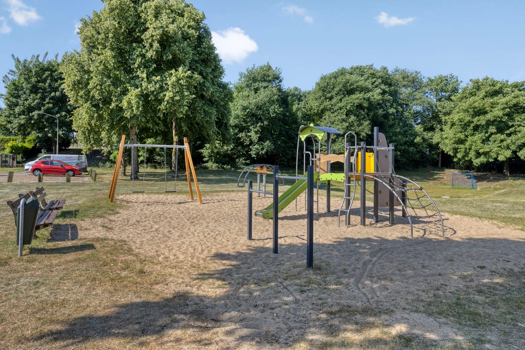 Photo 46 of Goudenregenstraat 5