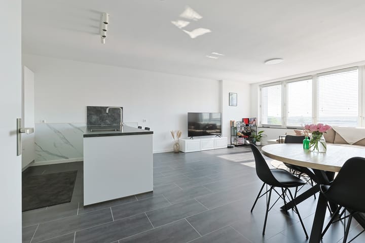 Photo 9 of Stadhoudersplein 105