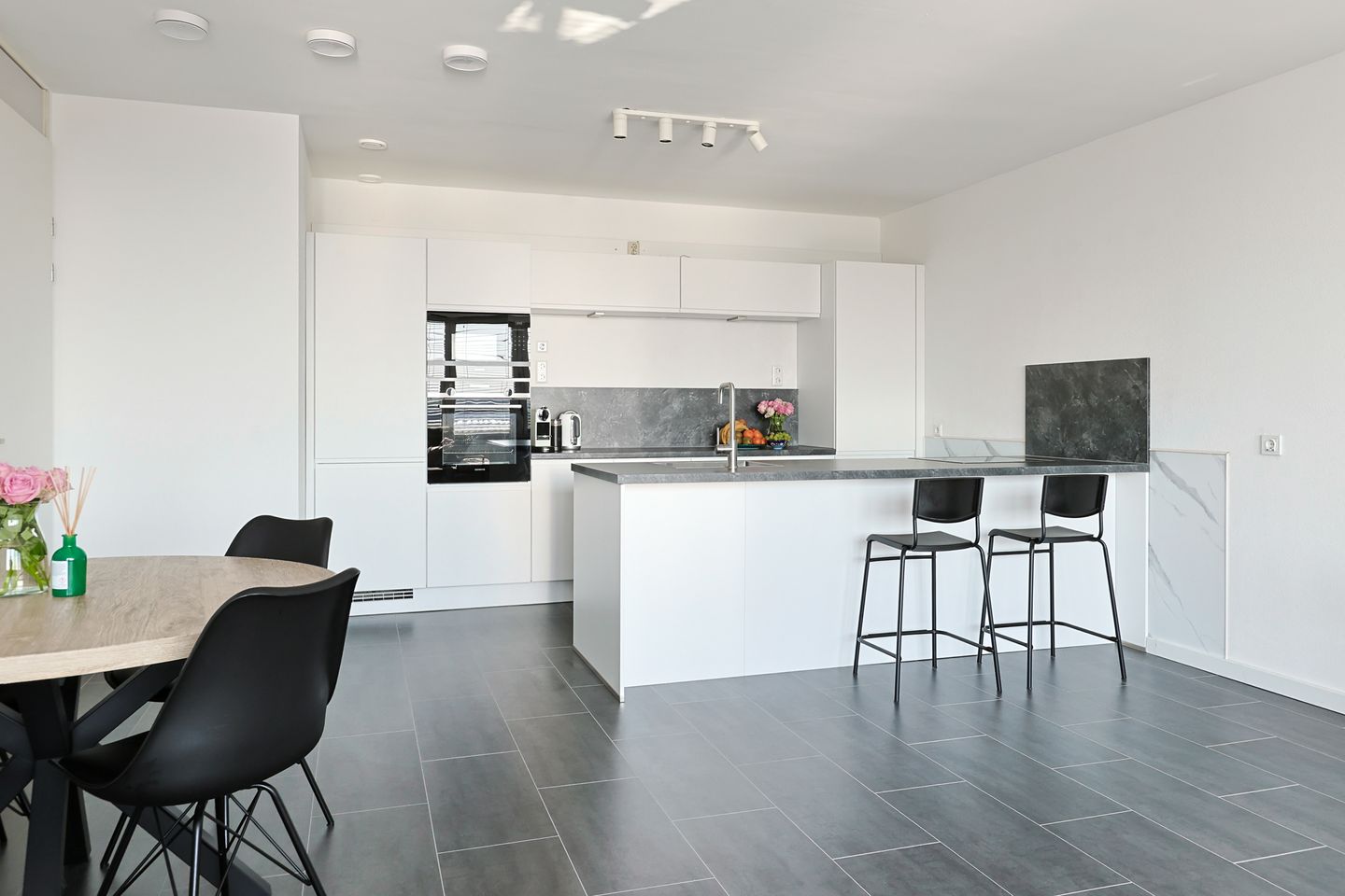 Foto 14 van Stadhoudersplein 105