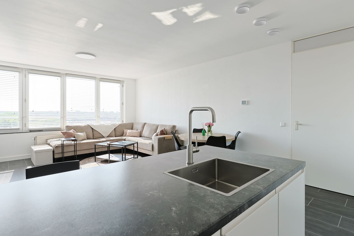 Foto 19 van Stadhoudersplein 105