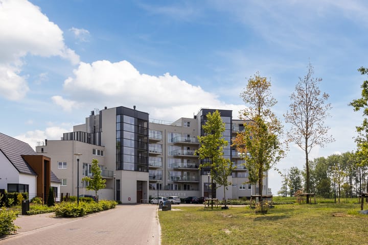 Foto 1 van Saillant 73