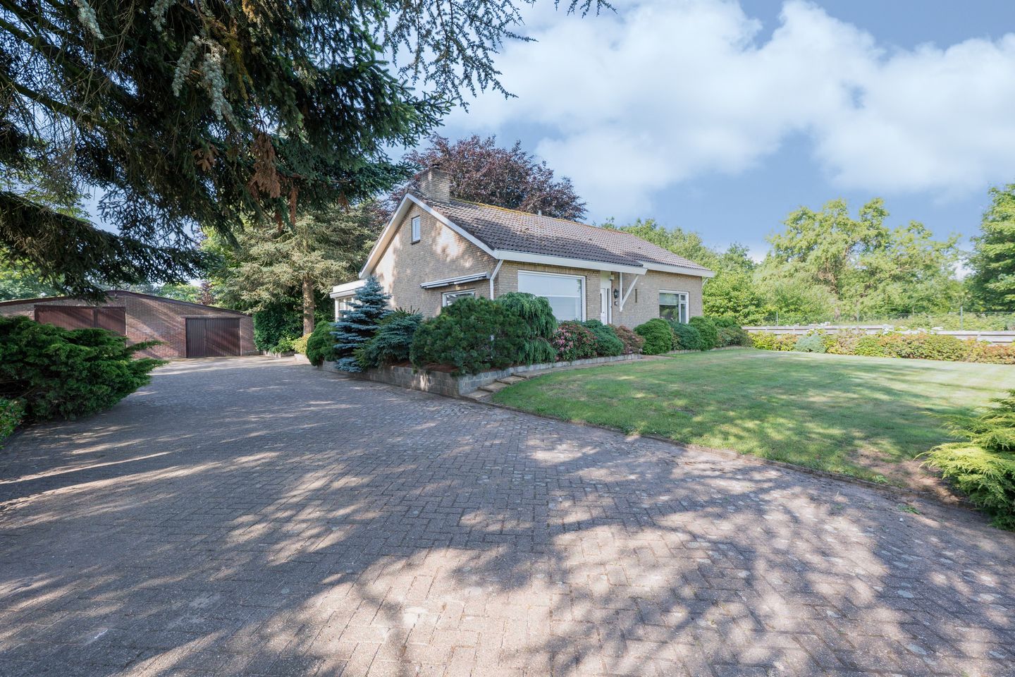 Photo 1 of Sint Maartenstraat 10