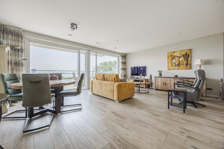 Foto 15 van Saillant 73