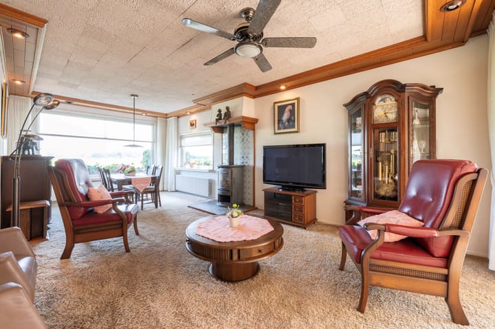 Photo 15 of Sint Maartenstraat 10