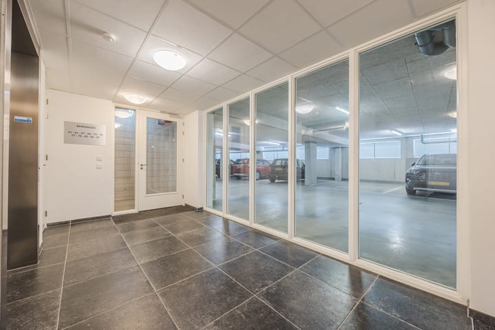 Foto 50 van Saillant 73