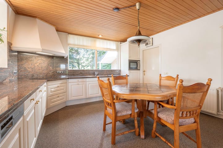 Photo 22 of Sint Maartenstraat 10