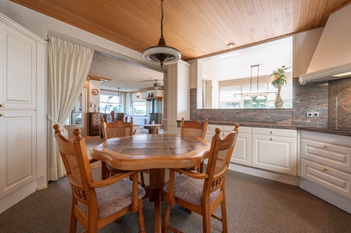 Photo 24 of Sint Maartenstraat 10