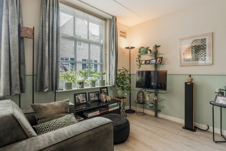 Photo 14 of Ouddiemerlaan 168