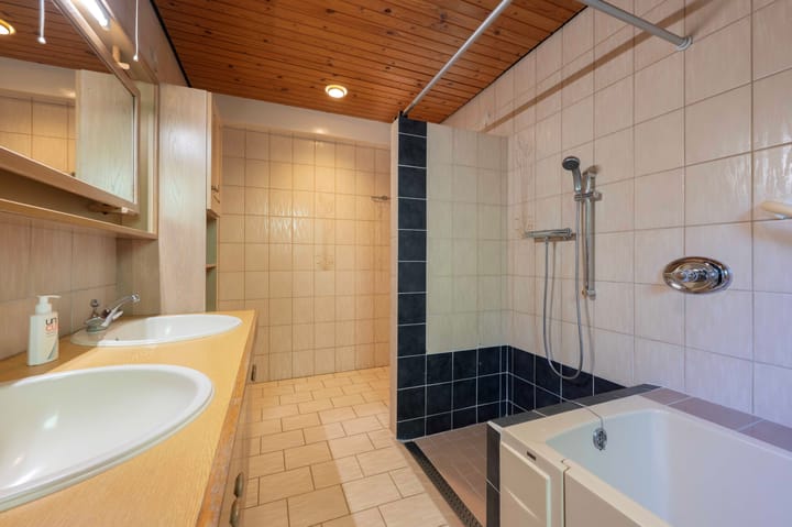 Photo 34 of Sint Maartenstraat 10