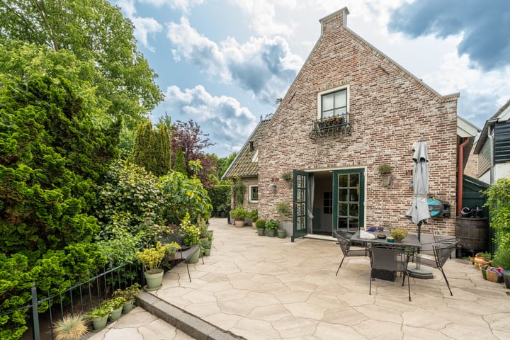 Photo 28 of Ouddiemerlaan 168