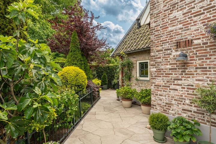 Photo 29 of Ouddiemerlaan 168