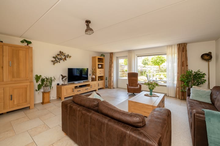 Foto 8 van Voomberghlaan 7